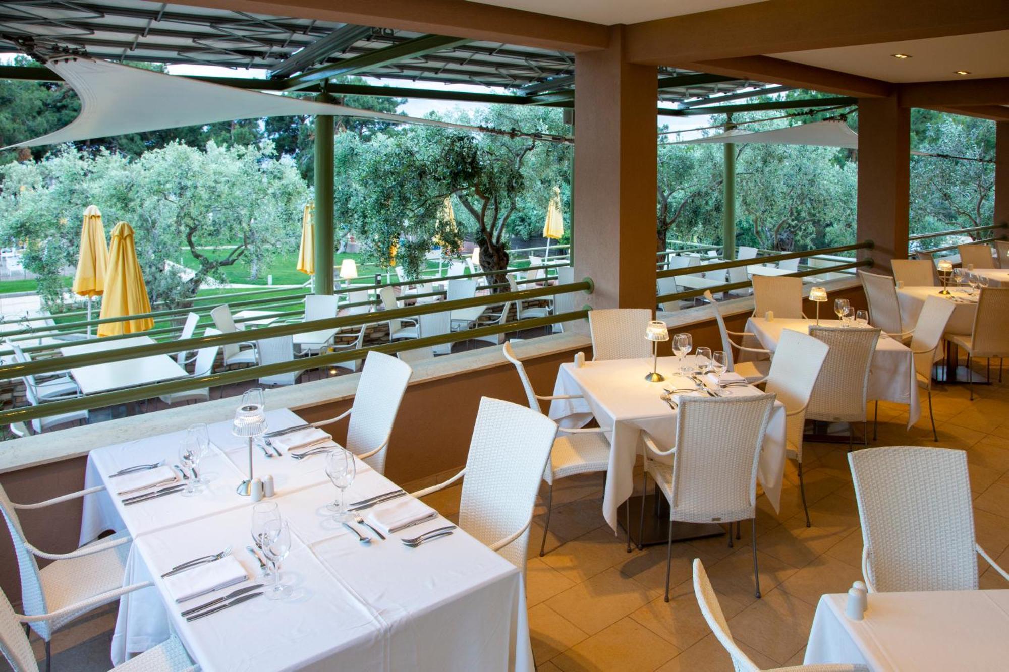 Royal Paradise Beach Resort & Spa Potos Exterior foto