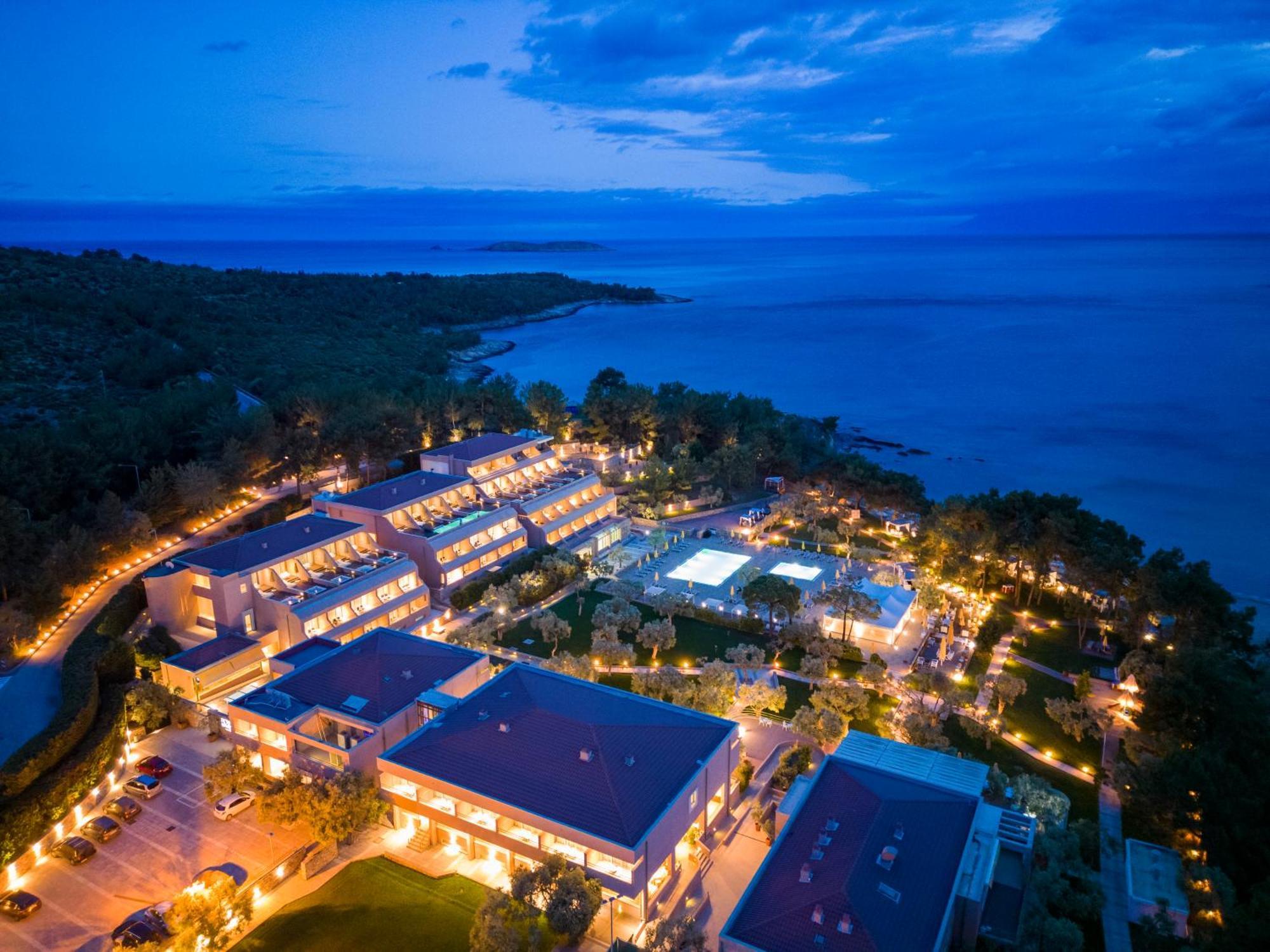 Royal Paradise Beach Resort & Spa Potos Exterior foto