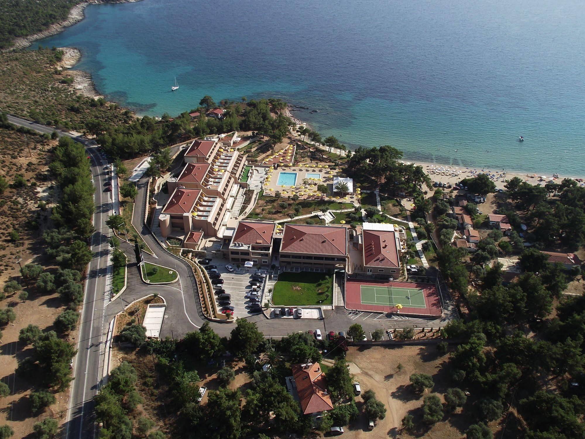 Royal Paradise Beach Resort & Spa Potos Exterior foto